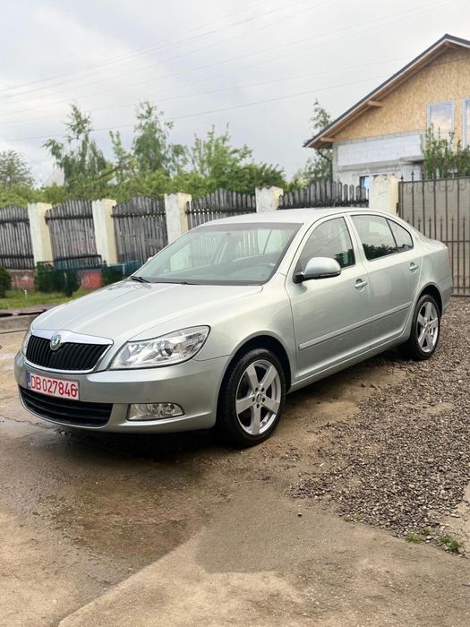 Skoda Octavia II DSG 2011 1.6 TDI
