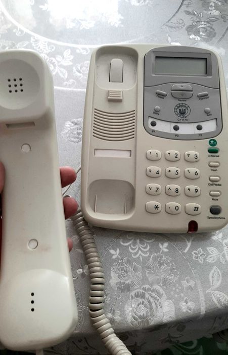 Кнопочные телефоны с трубкой