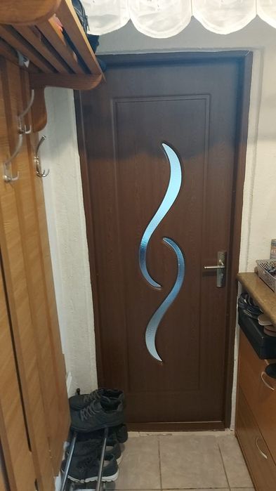 Vând apartament cu 2 camere