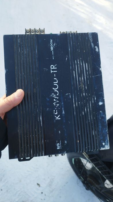 Продам усилитель