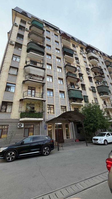"Yakkasaroy Dream House 4xonali tayor kvartira sotiladi 3/10 104m2"