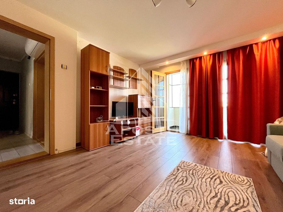 Apartament cu 3 camere, centrala proprie, zona Bucovina