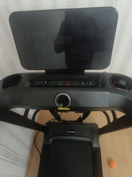 Продам беговую дорожку