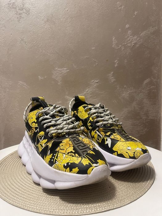 Versace Chain Reaction – Mărimea 42, Galben/Negru