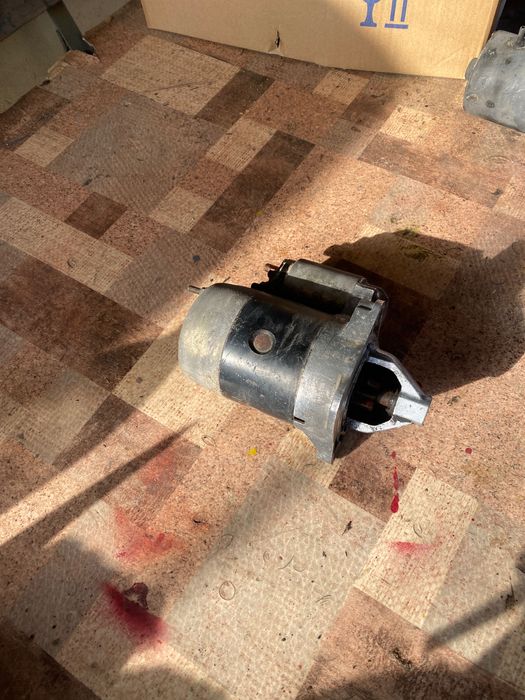 Стартер за мазда демио 1.3