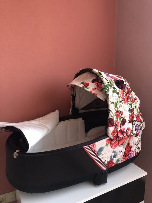 Cybex priam spring bollossom бебешка количка