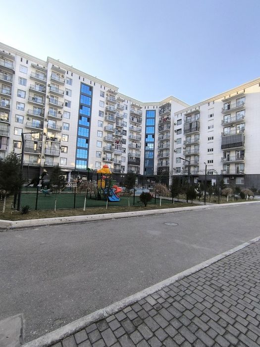 9 bozor yangi xayot domi