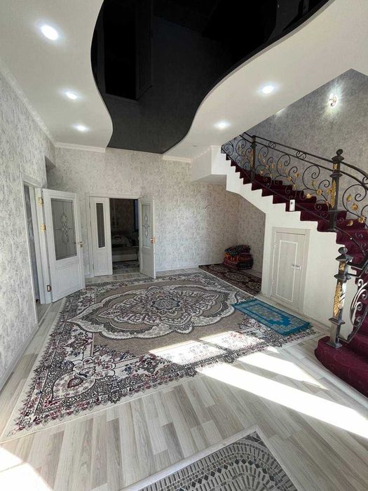 Участка сотилади Уратепа махаллада, бетонкадан 1300 метр ичкарида