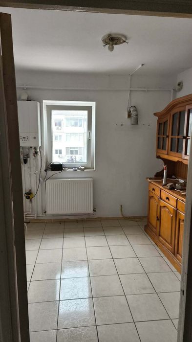 Vând apartament 3 camere decomandat
