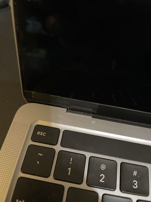Macbook pro 13 m1 8/256gb