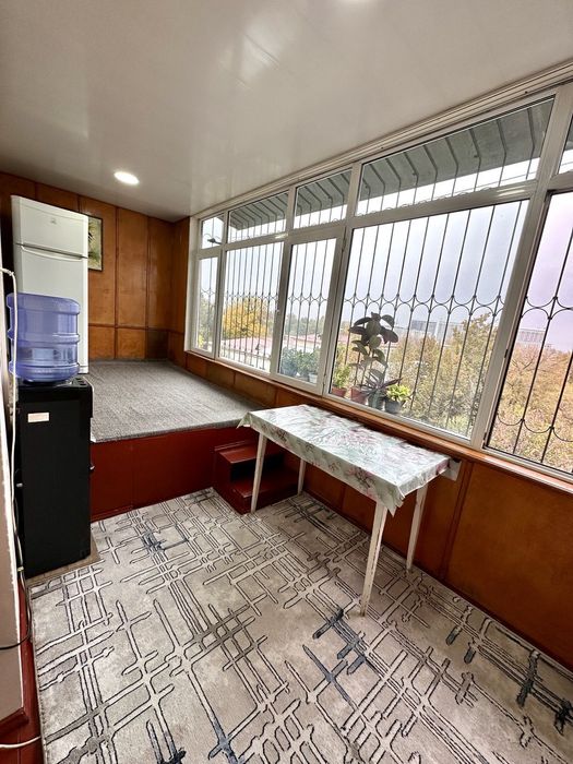 Turkiston metro 15 kv da 5/4/5 uy sotuvda 110 kv²