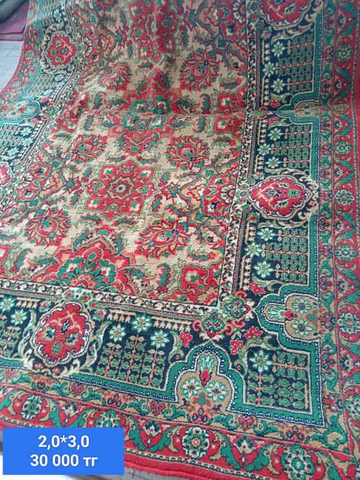 Паласы, ковры в хорошем состоянии