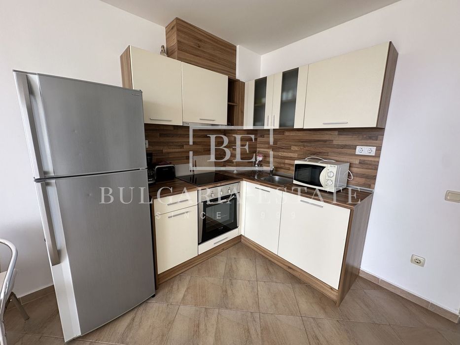 Продава се Тристаен апартамент в Бяла - 108 кв.м за 820 €/кв.м - Снимка #3