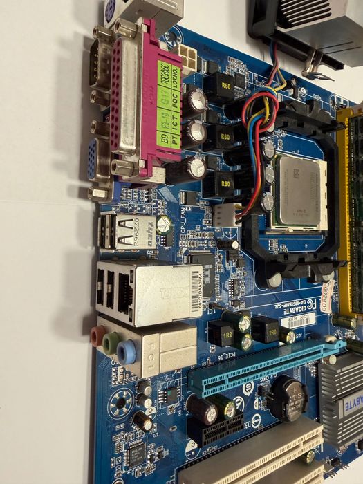 3 kituri retro placă de bază + procesor AMD Athlon 64 AM2 DDR2 Biostar Gigabyte