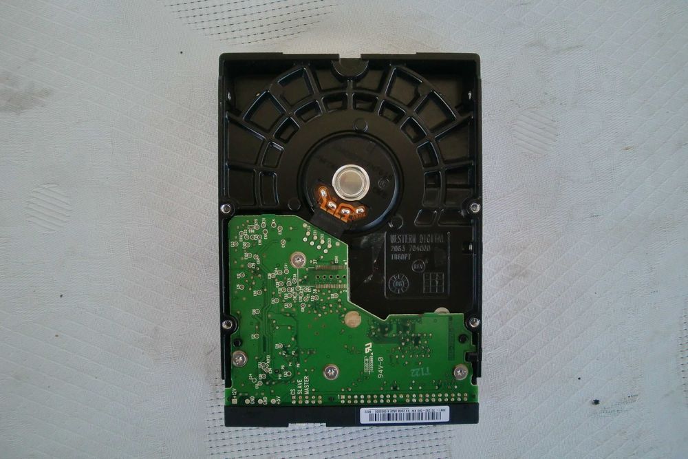Хард диск WD800BB за настолен компютър-80 GB