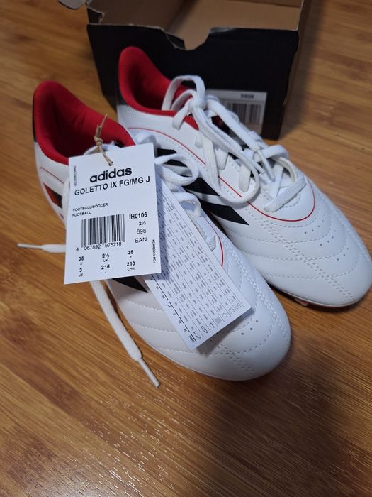 Ghete fotbal crampoane adidas