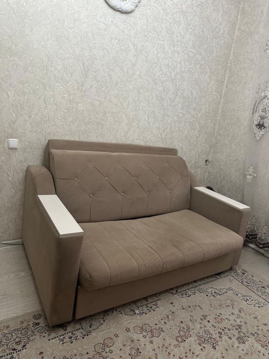 диван в гостиную