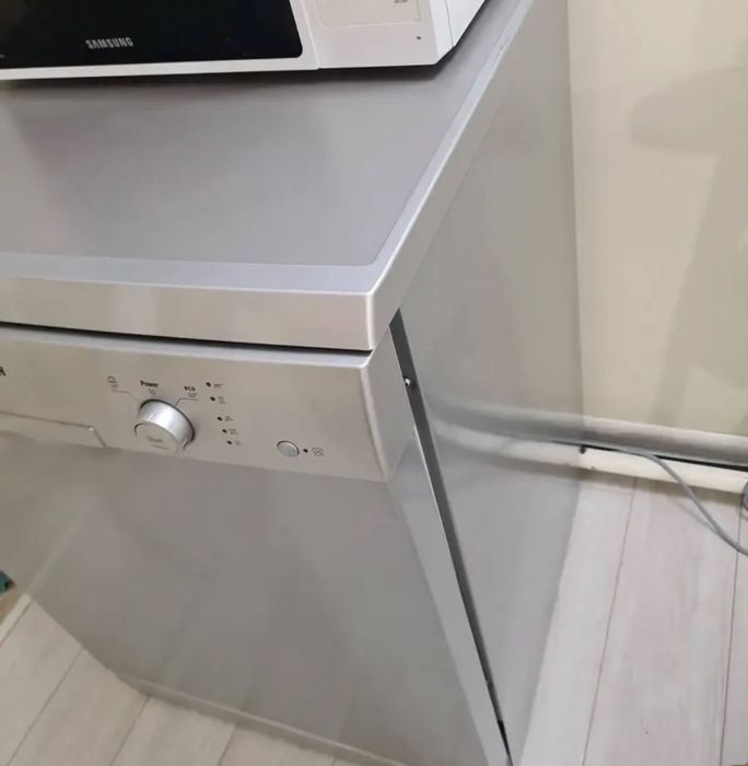 Посудомоечная машина BOSCH