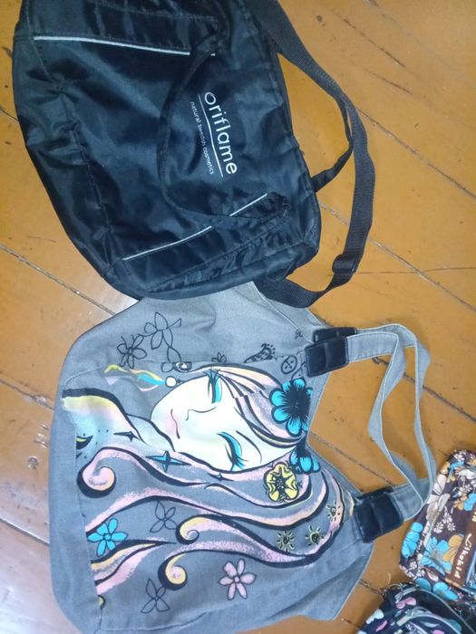 Продам сумки барсетки через плечо