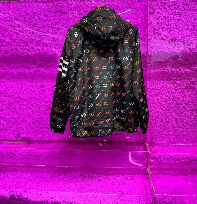 Продавам различни якета и елеци