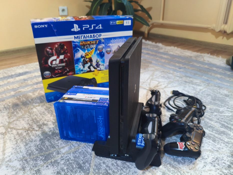 Sony playstation 4 slim 1tb 4 джойстик