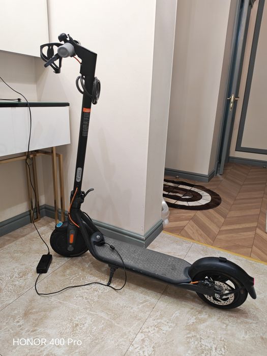 Электро самокат ninebot