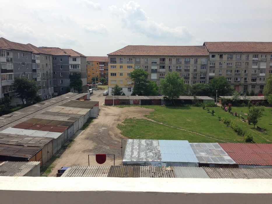 Vand apartament 3 camere decomandat Cartier Vitrometan