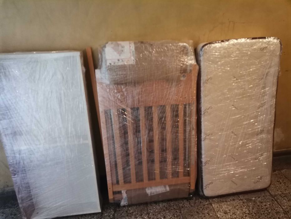 Продавам детско легло