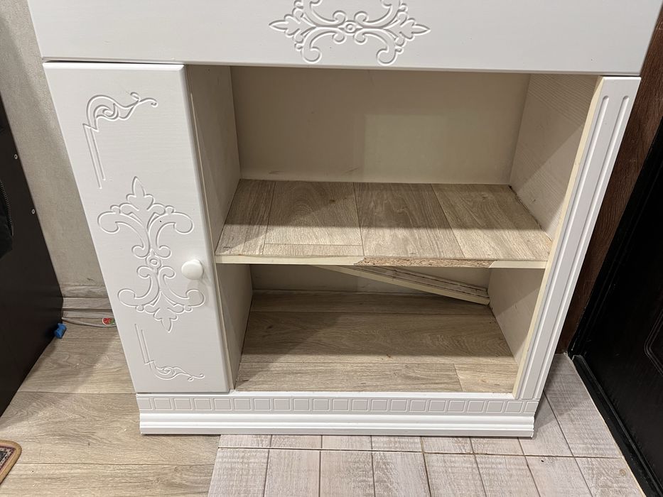 Продам тумбу для обуви