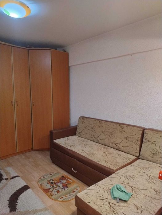 Închiriez garsonieră/36 mp/1300 lei/sos.Andronache 201 A,sector 2, București,tel.0766357417