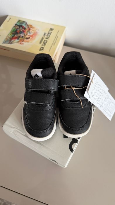 Adidasi copii nr23,ca noi,purtati o singura data!