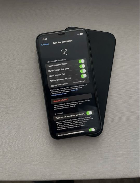 Продам айфон 11 128гб