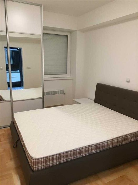 Дава се под наем Тристаен апартамент в Бургас, Изгрев - 80 кв.м за 229.5 € - Снимка #5