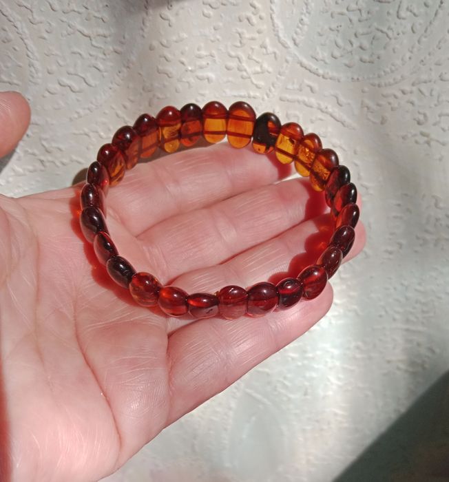 Янтарь натуральный брошь