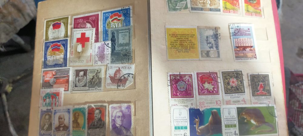 Продаю альбом марок времён СССР