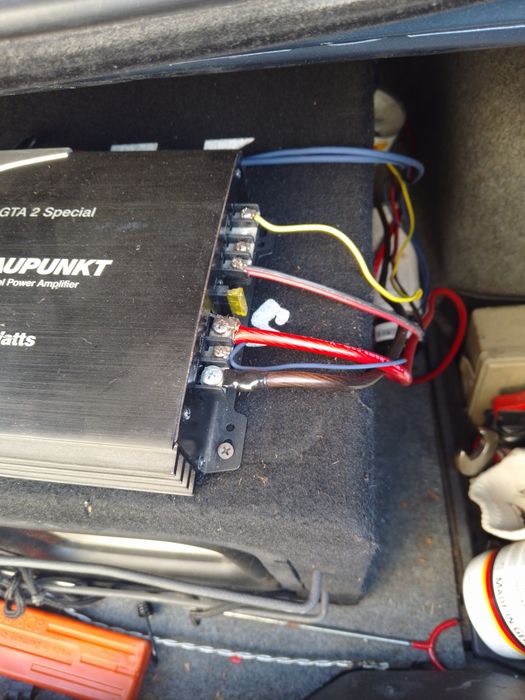 subwoofer + statie