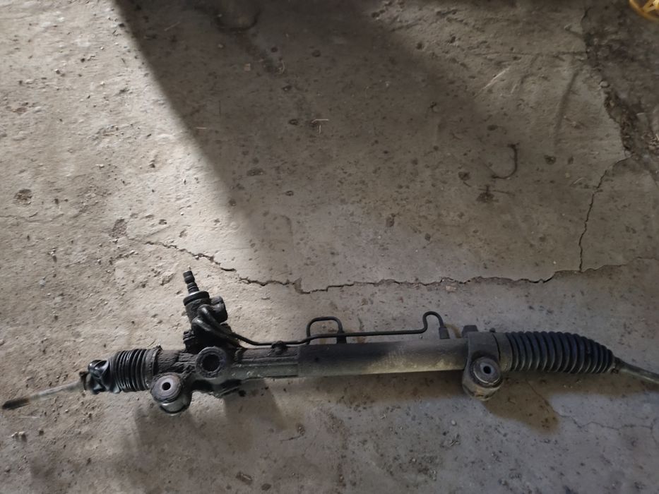 Продам рейка рулевая Камри 40