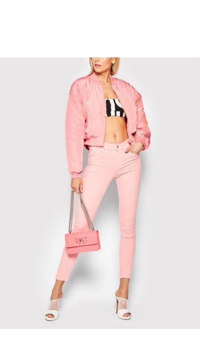 Яке  бомбър на Pepe Jeans x Dua Lipa