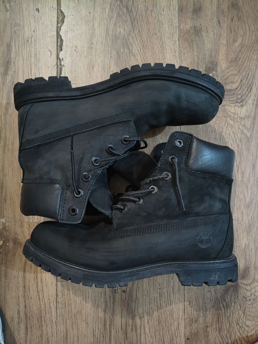 Black timberland's