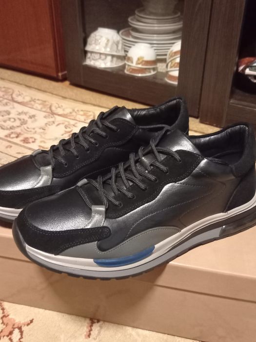 Кожа 100% осень мужская. Оригинал