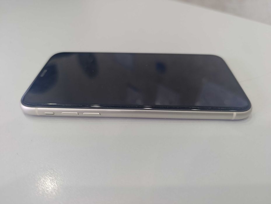 IPhone 11 64GB продам (Уральск).