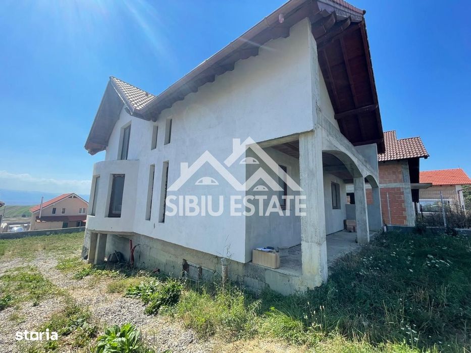 Casa Individuala in Sura Mare 5 camere,