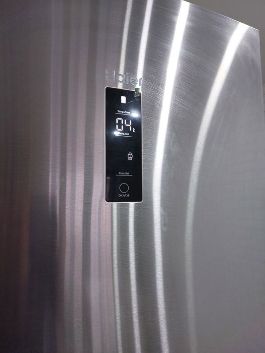 Продам холодильник Haier