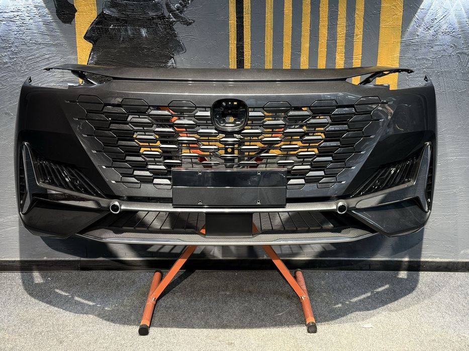 Передний бампер в сборе changan uni-k