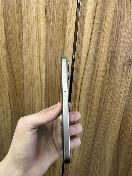 Iphone 15 pro max natural 256 gb 87%