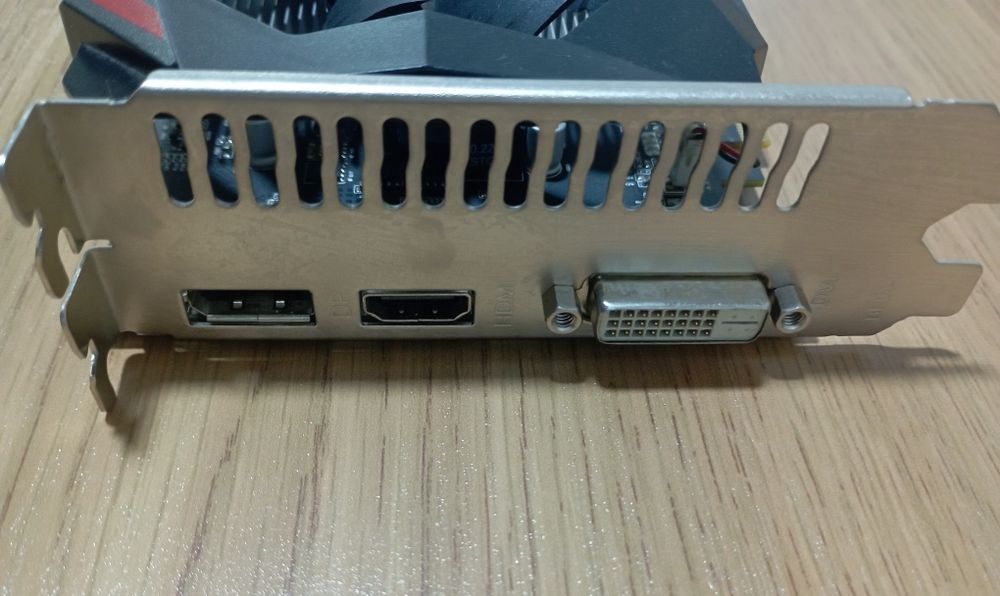 Видеокарта AX-GTX 1050/2G  б/у