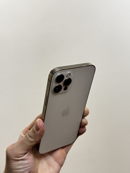 Iphone 12 Pro. 256гб. 85%
