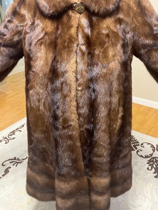 Продам Норковую Шубу