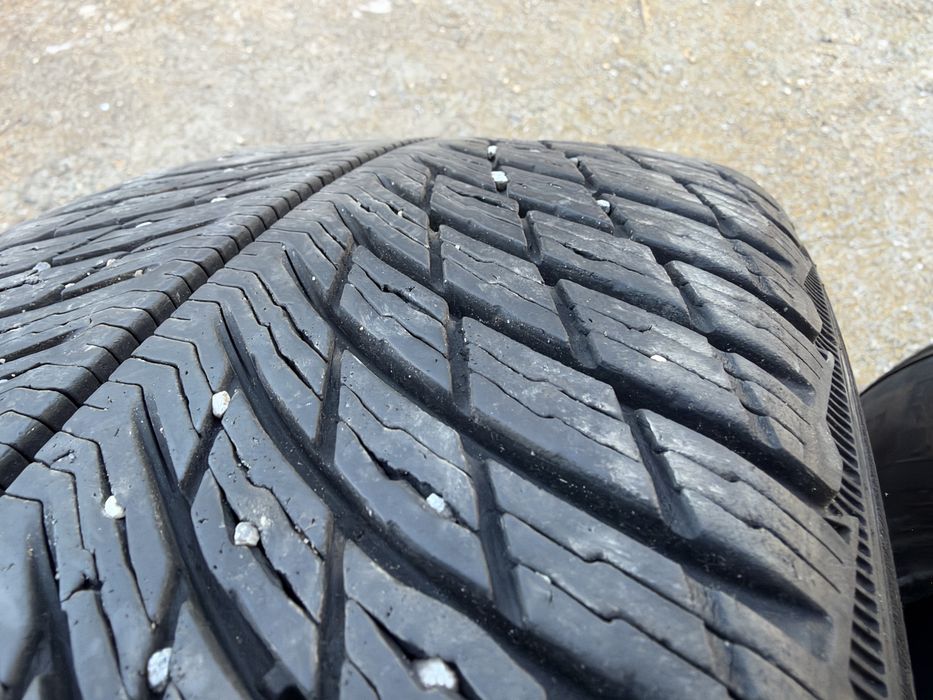 4бр. ОТЛИЧНИ Зимни Гуми С Борд 225/65R/17 -MICHELIN- DOT:3819- 7.4мм.+6.4мм.
