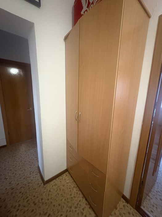 Шкаф для постели с полками